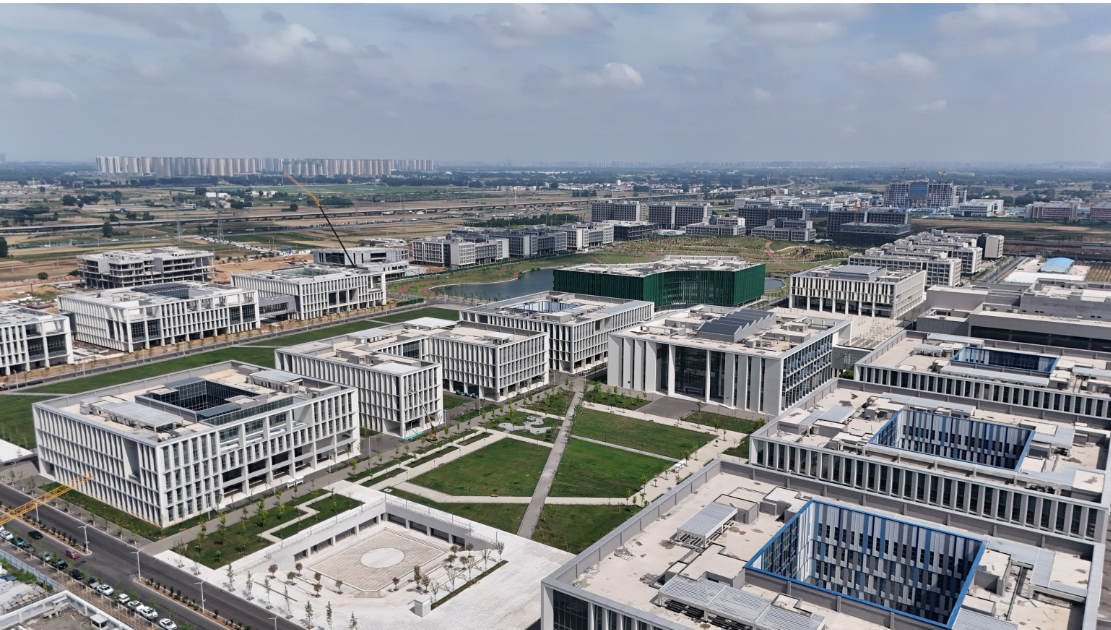 二期8月完工，迎接2026级新生！郑州航空港大学城首所入驻高校迎来新进展