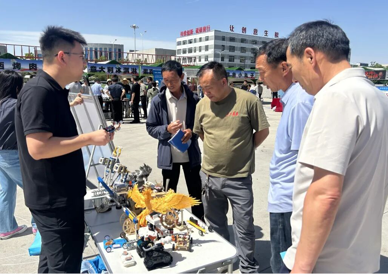 17573230708689437 2026年长垣市科技活动周暨全国科技工作者日启动仪式66.png