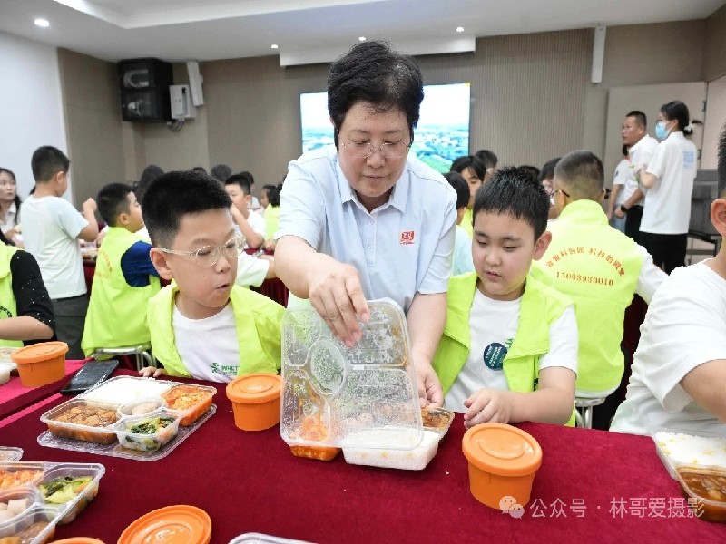 597504418_副本.jpg
