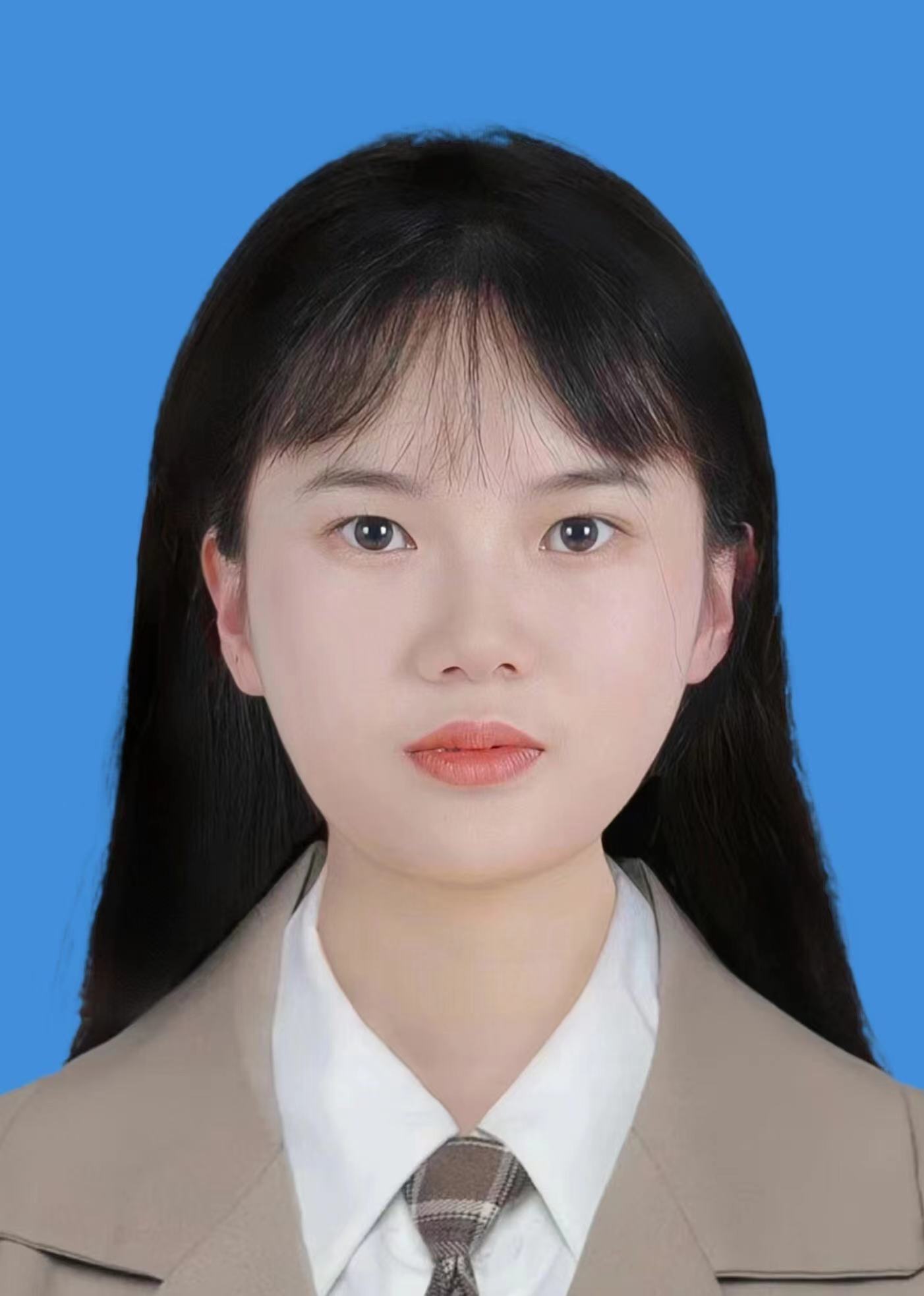 赵清丽证件照.jpg