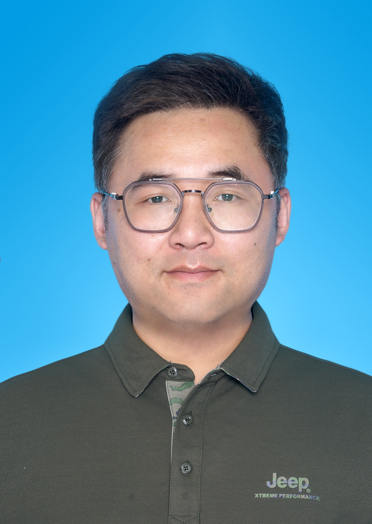 3894671950891664 3 朱林.jpg