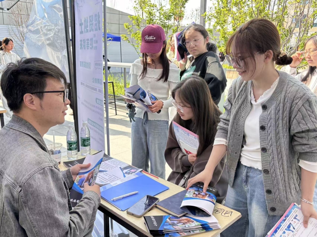 6a94229cbd9af23fbd731b60d374ddeb_副本