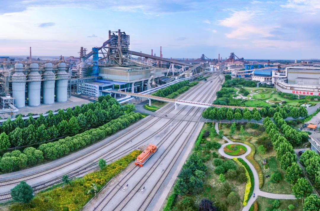 构建以先进制造业为骨干的现代化产业体系  为制造强国网络强国建设贡献河南力量