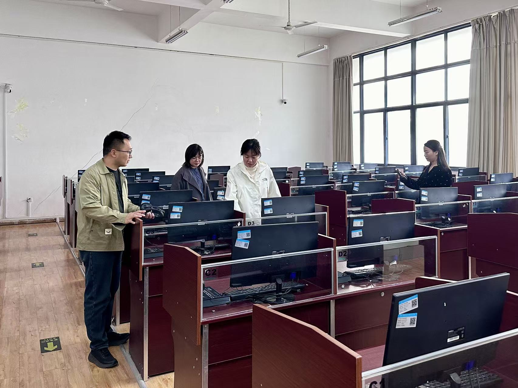 78afb1d6782867f89af321c071f96723