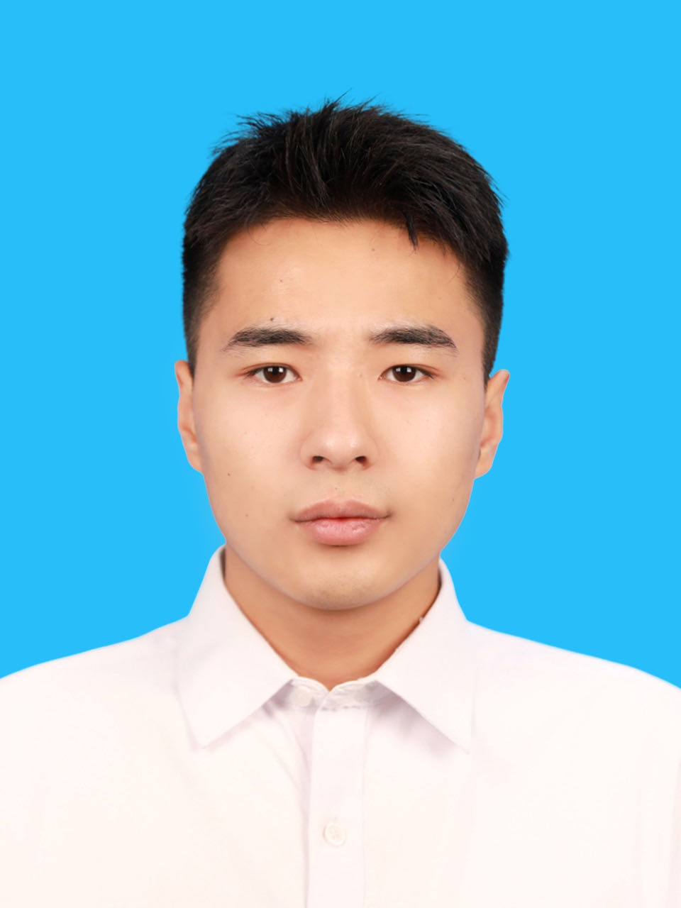 尤