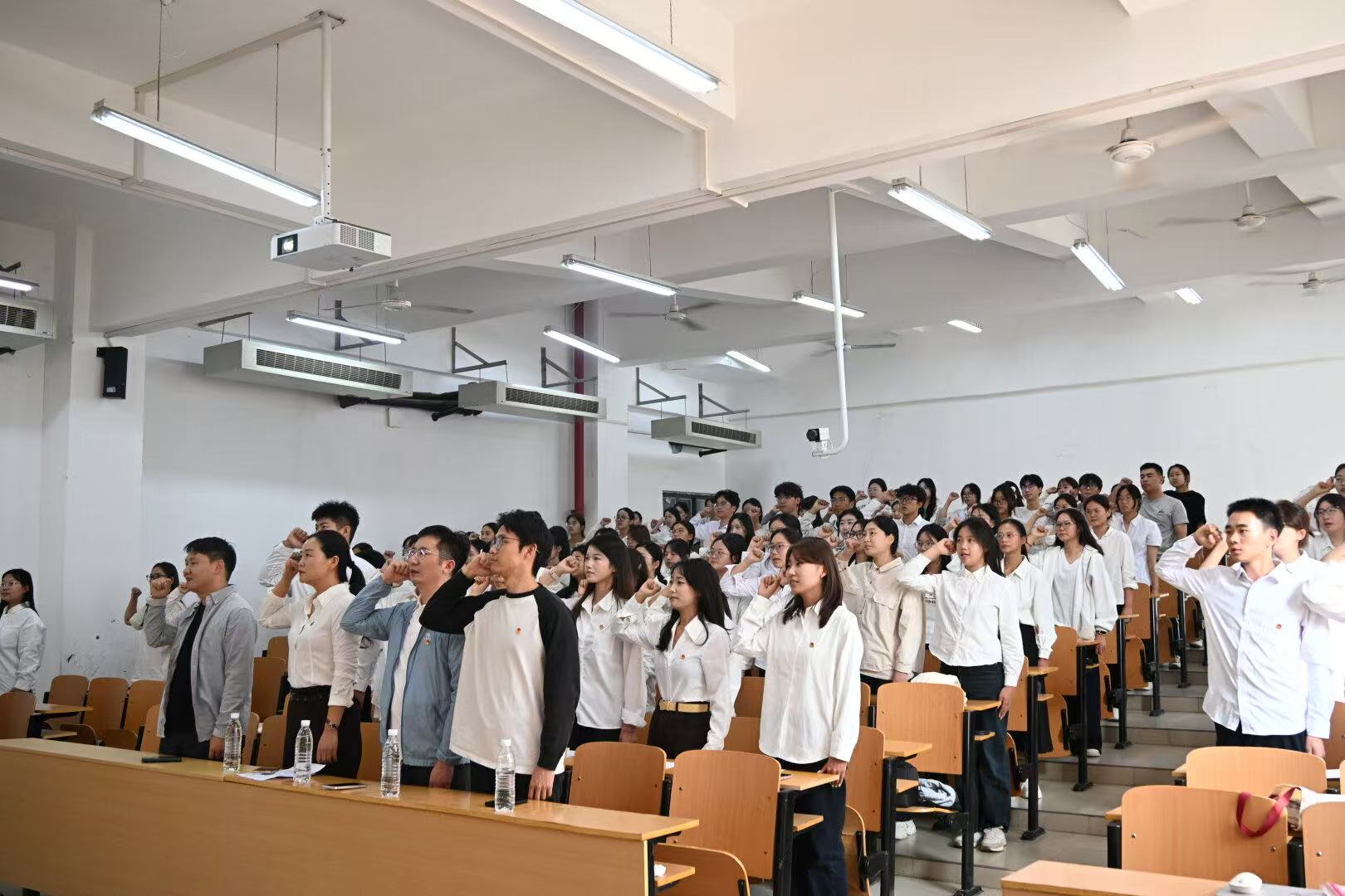 微信图片_2026-10-15_213445_981