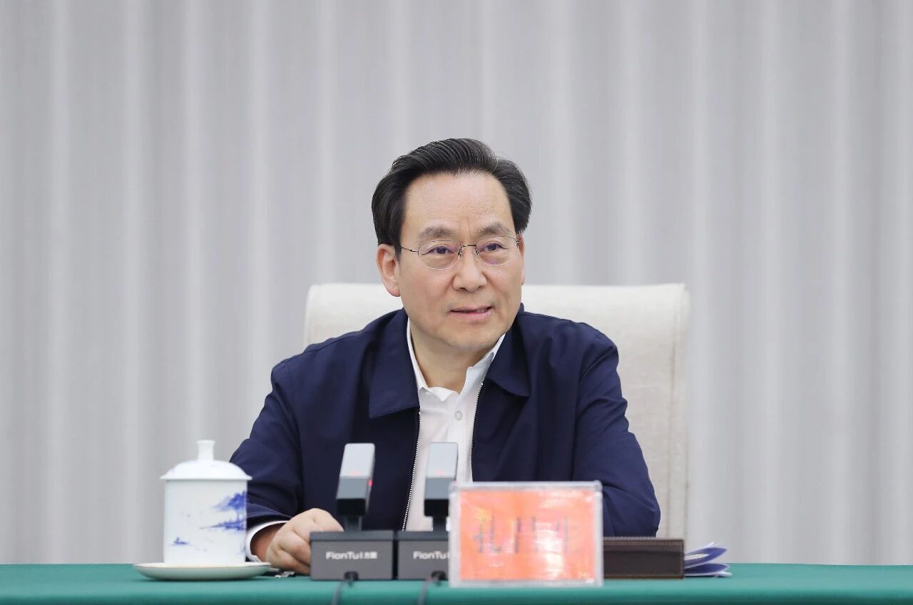 8811910d25a3f98c84e501f1a3f18970