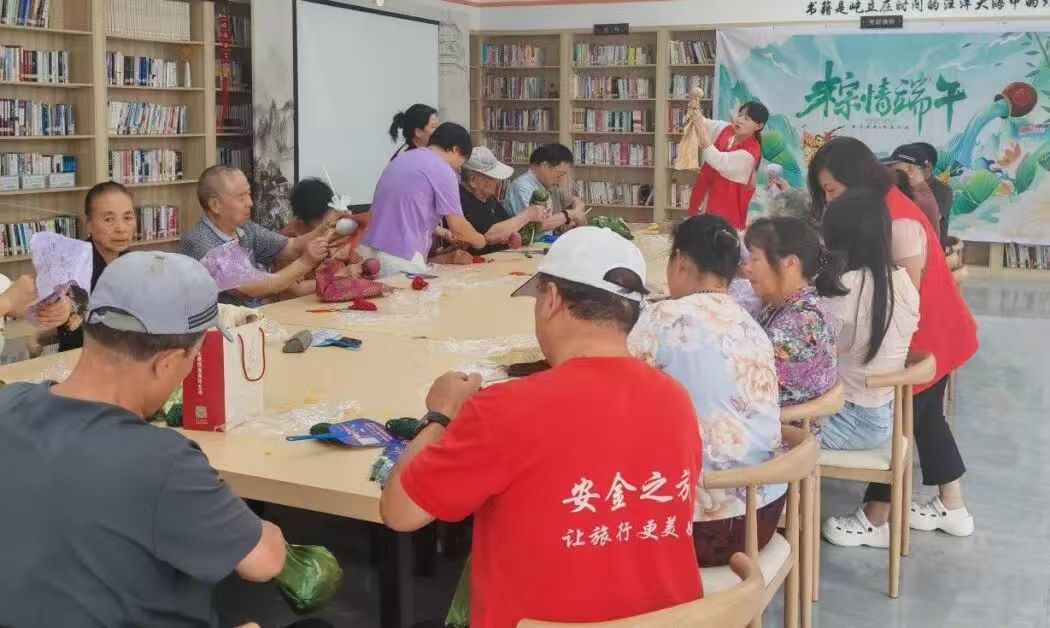 开封市禹王台区侨联开展“艾香端午”联谊活动