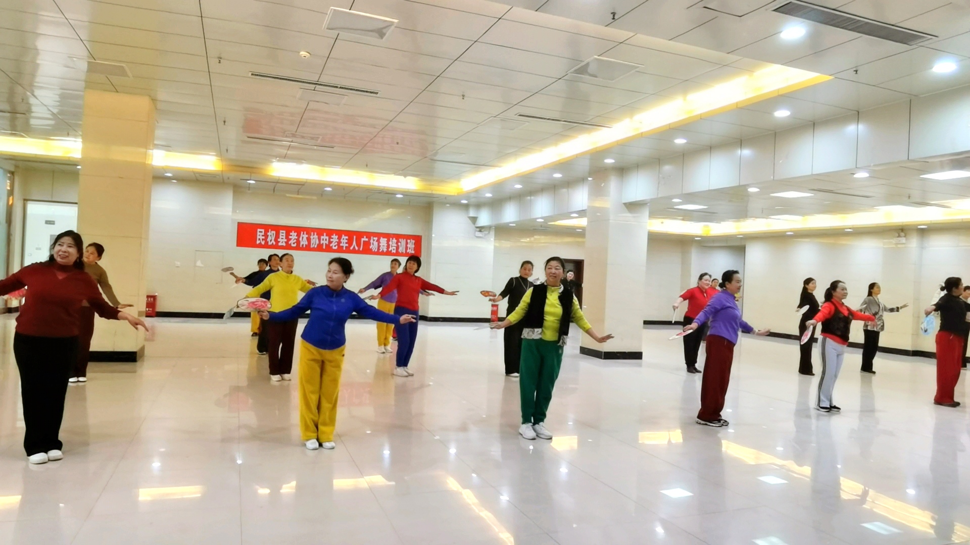 民权县老体协举办中老年人广场舞培训班图片1