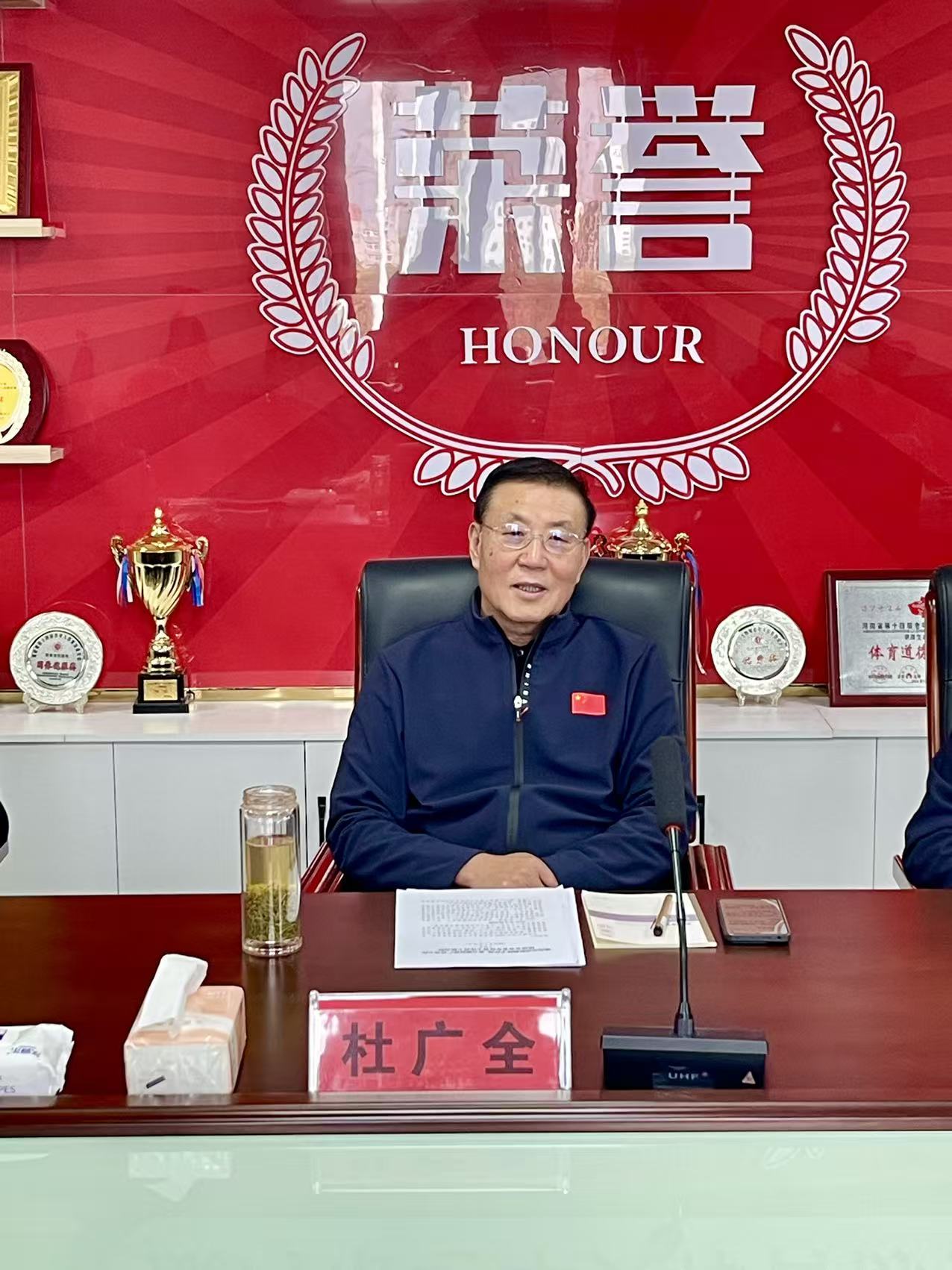 24b2353188311dcb9dd79a3fe07a8e6e