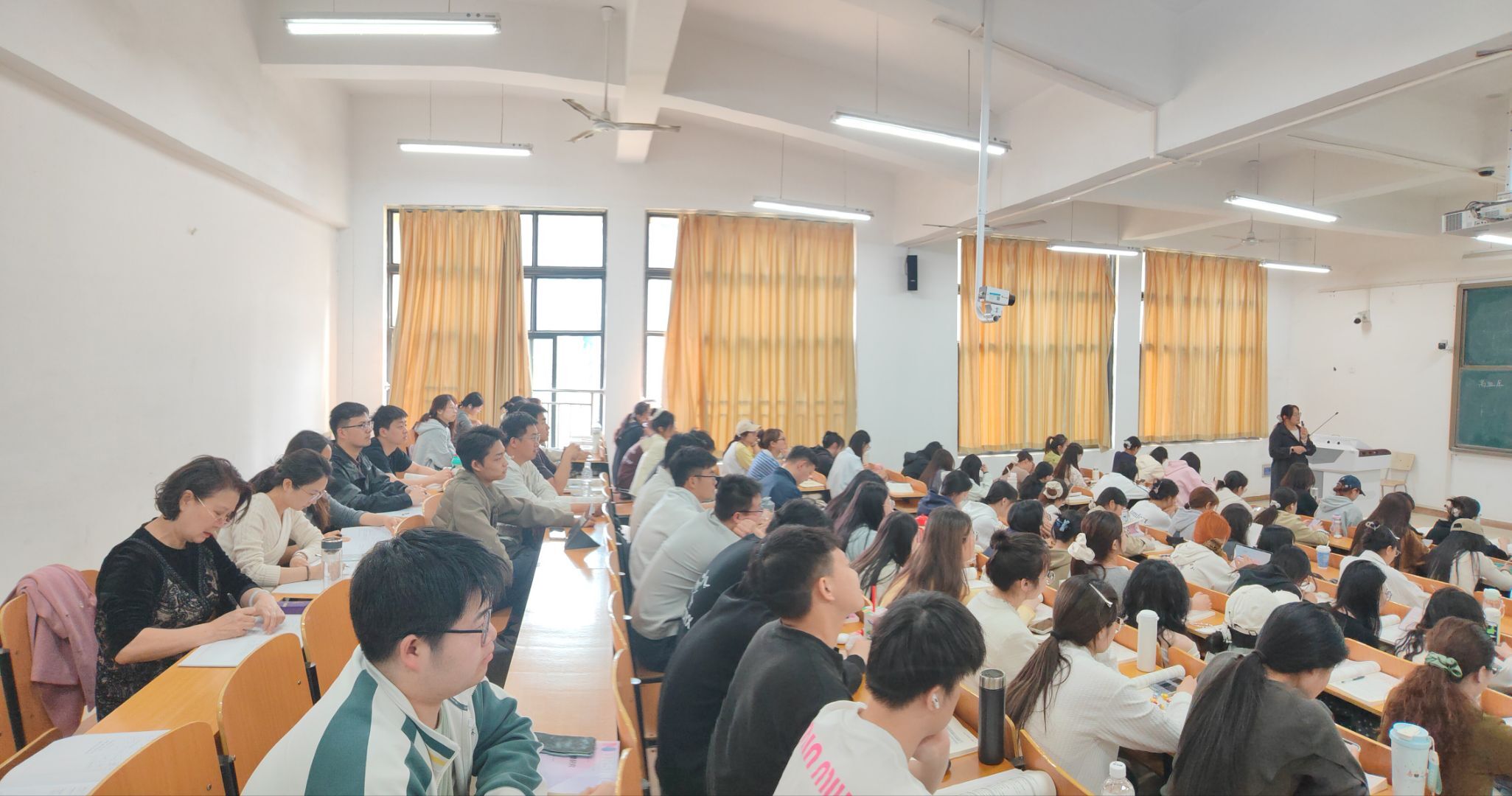 817a7f969ac24fb67e4b102c449b9e0e